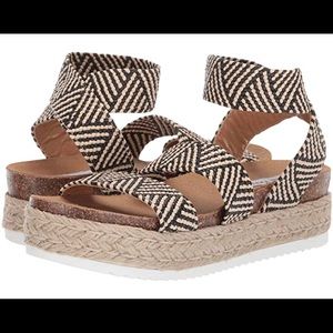 Steve Madden Kimmie platform sandals size 9